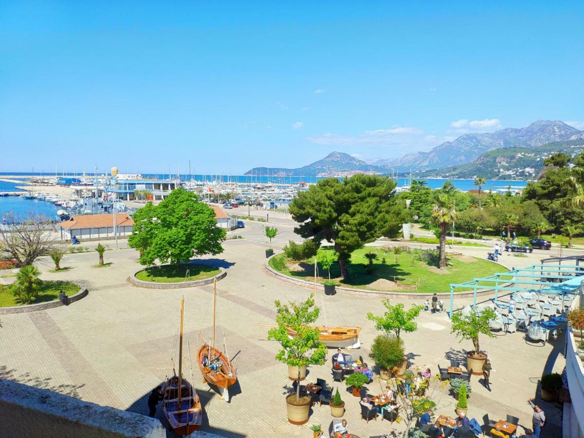 Apartman La Siesta Bar Dış mekan fotoğraf