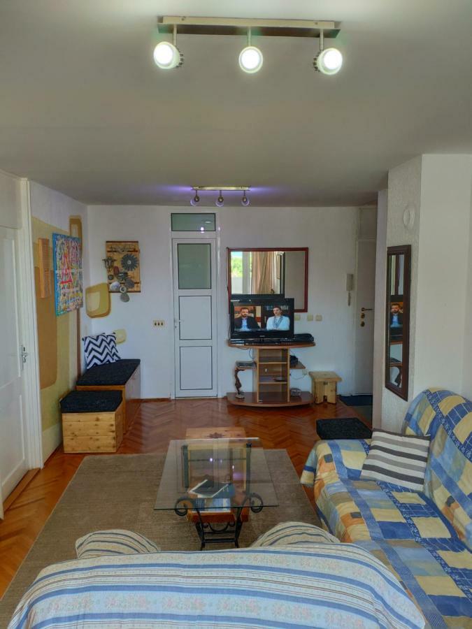 Apartman La Siesta Bar Dış mekan fotoğraf